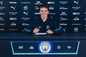 曼晚：曼城新援尼潘预计将被外租练级，28日先和一线队一起集训