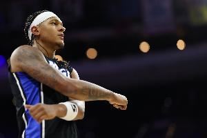 关键时刻三罚不中!班凯罗18中10拿到28分9板 罚球10中6